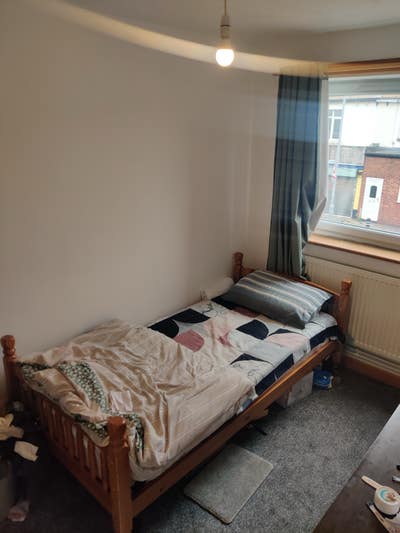 Single room for rent  Main Photo