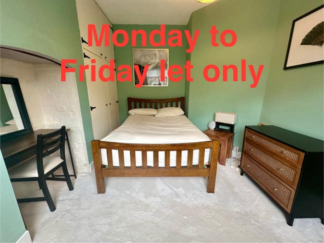 Double Room in Central Watford   Main Photo