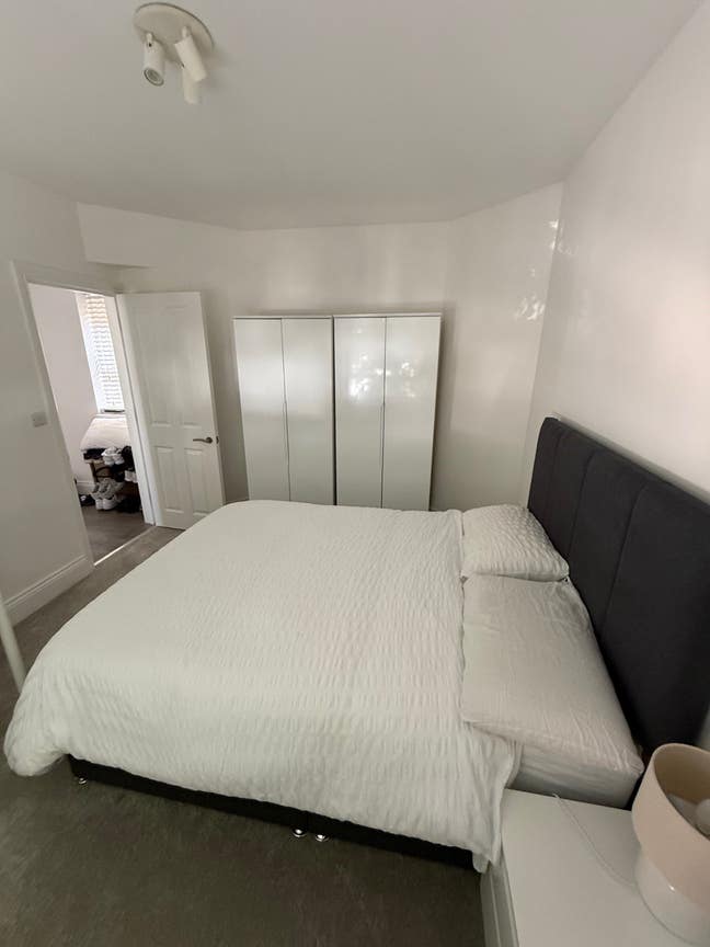 2nd room for rent Main Photo