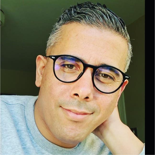 Professional Male seeks a single or double room Main Photo