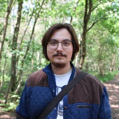 I am a professional aged 25. I am looking for... Main Photo