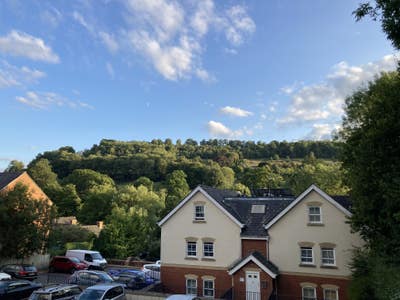 Lovely Spacious Double En-Suite in Stroud  Main Photo
