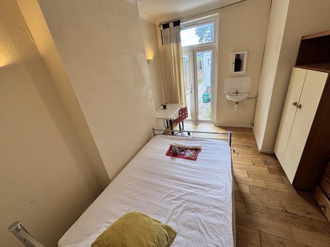 City Centre Double Room - No Deposit Main Photo