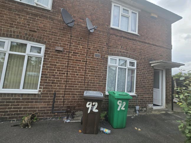 Good houses 8 minutes walk to Exchange Building! Main Photo