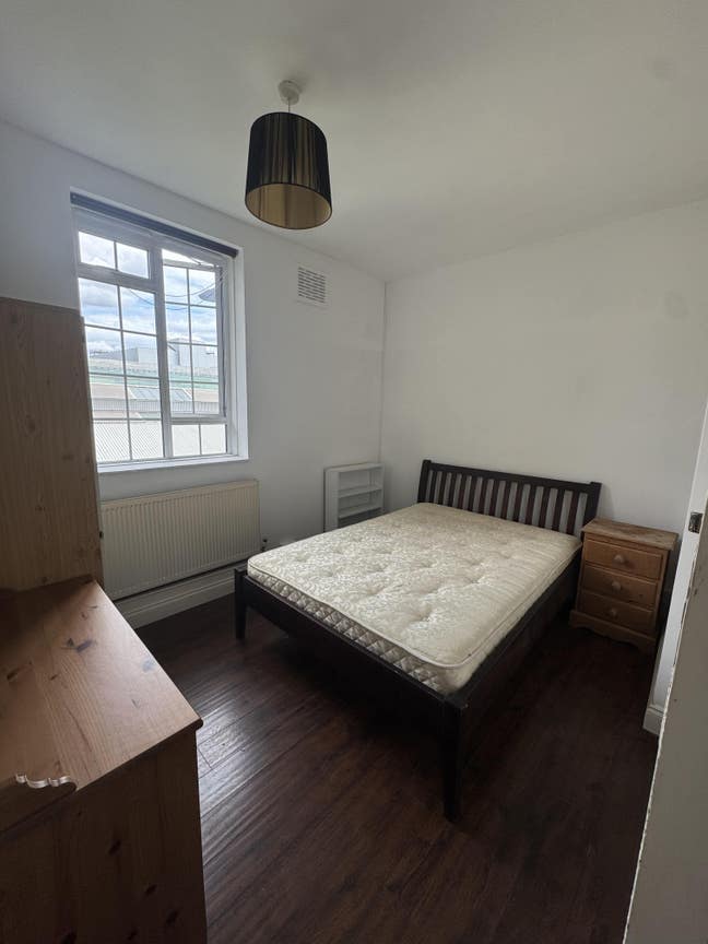 Double Room White City , Bills Incl  Main Photo