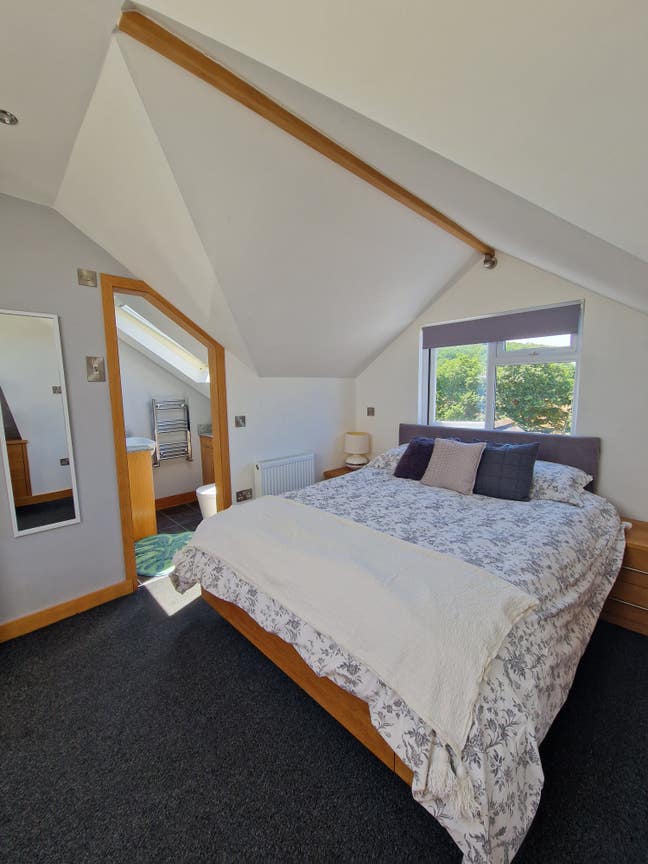 Kingsize en suite room  Main Photo