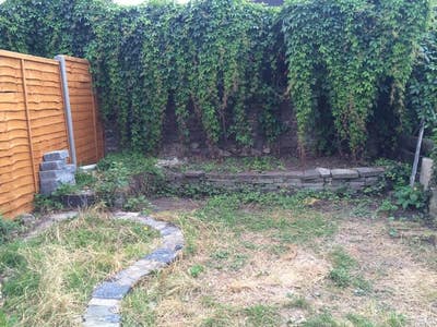 Walking Distance from Elizabeth Line/Central Line Main Photo