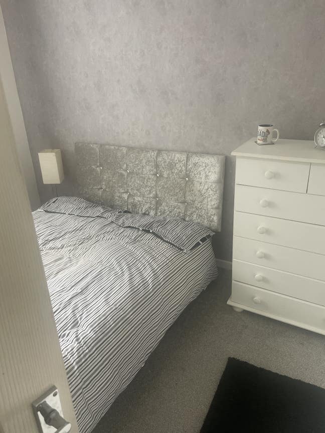 Room to rent  Main Photo