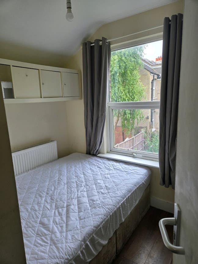 Box room hounslow Main Photo