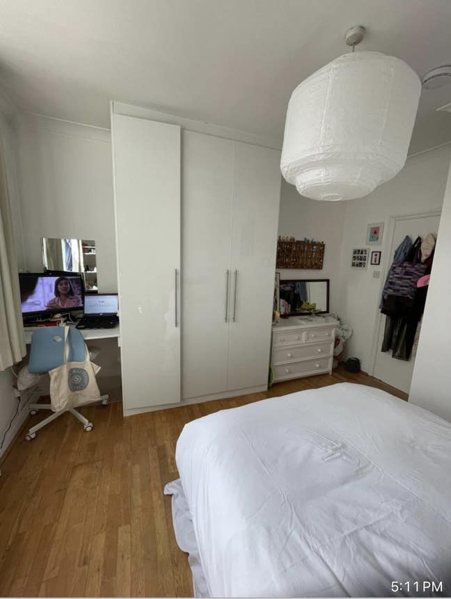 Sunny front facing room Stoke newington  Main Photo