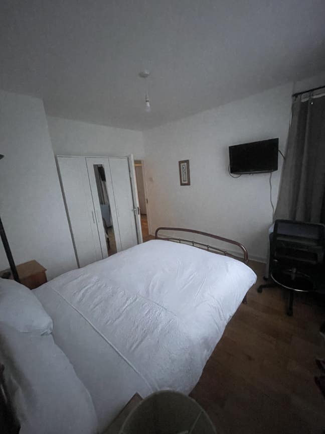 Double room available near battersea power station Main Photo