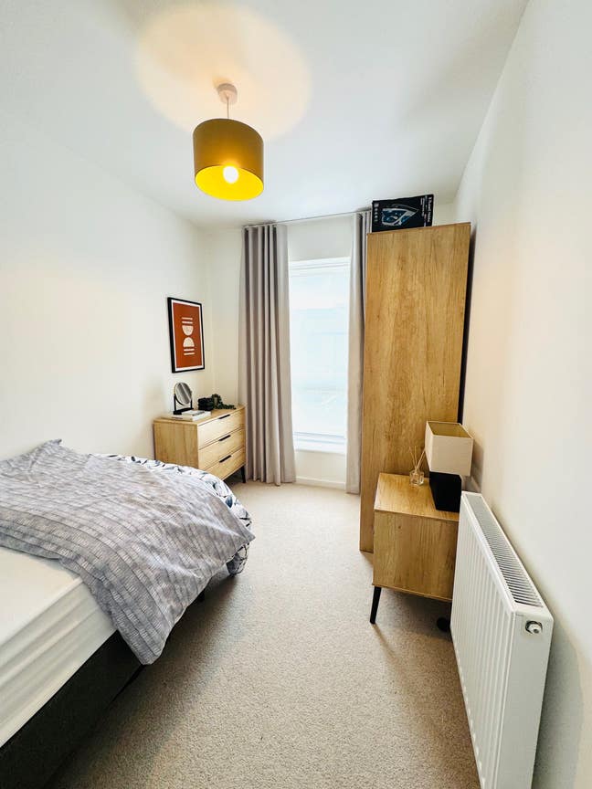 Furnished Single Room to Rent - SN3  Main Photo