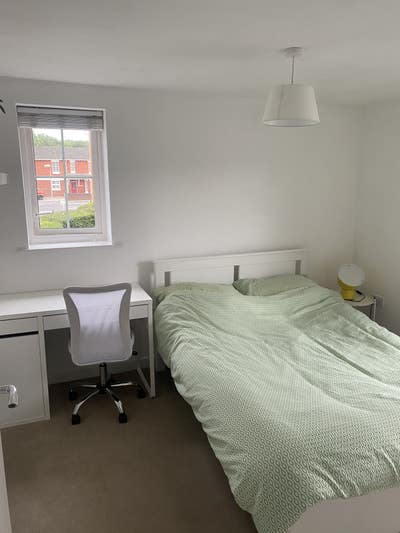 Bright Comfortable Double Room in Modern Flat Main Photo
