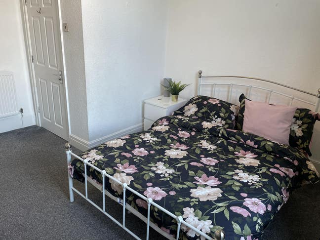 🏞️ 1 x Quiet Double Room - 1 September Main Photo
