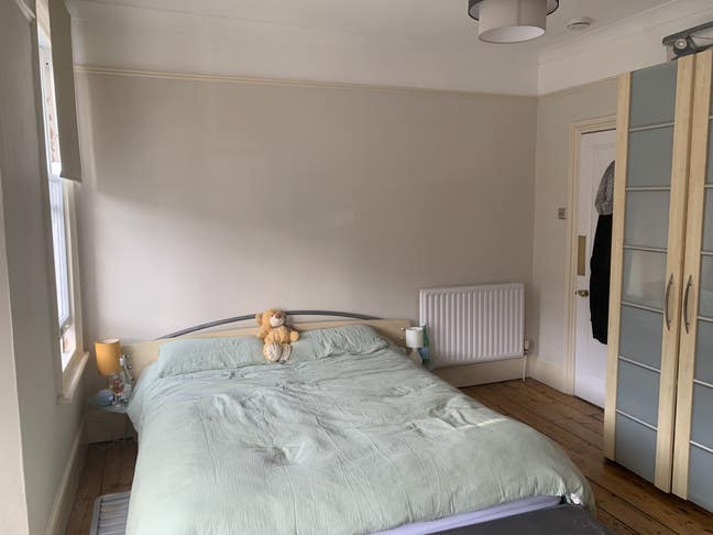 Large, Master Bedroom, Stratford Main Photo