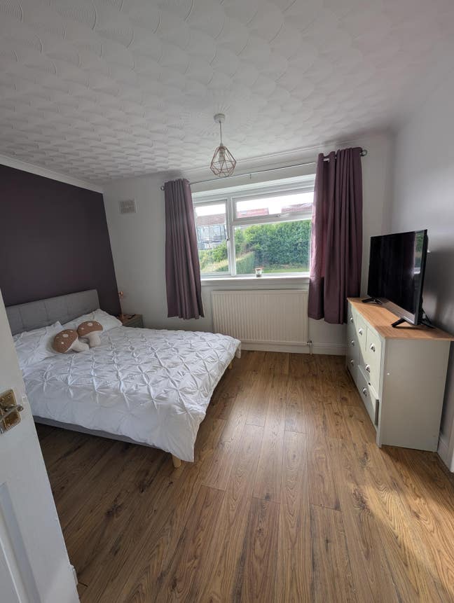 Double room, fully furnished  Main Photo
