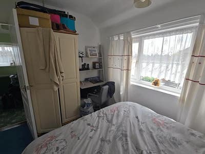 Room to Rent Main Photo