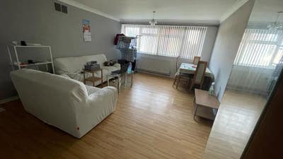Spacious 2 Bed Flat in Harborne Main Photo
