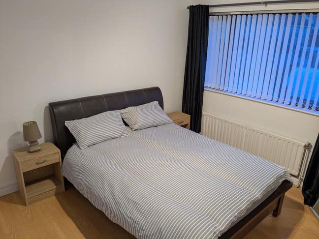 Modern Double room available in Newtownabbey  Main Photo