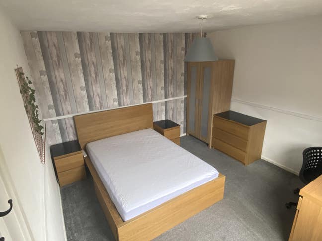 Professional house share near Blackburn hospital  Main Photo