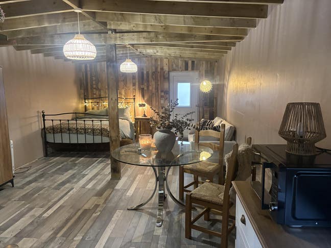 Newly Refurbished Cosy Annexe  Main Photo