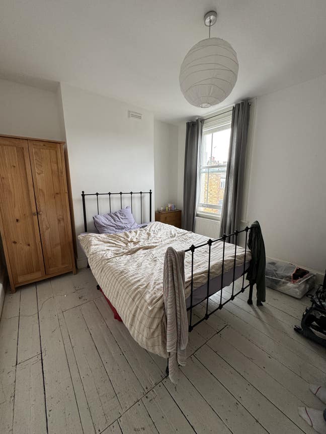 URGENT!! Roomate needed by 23rd August  Main Photo