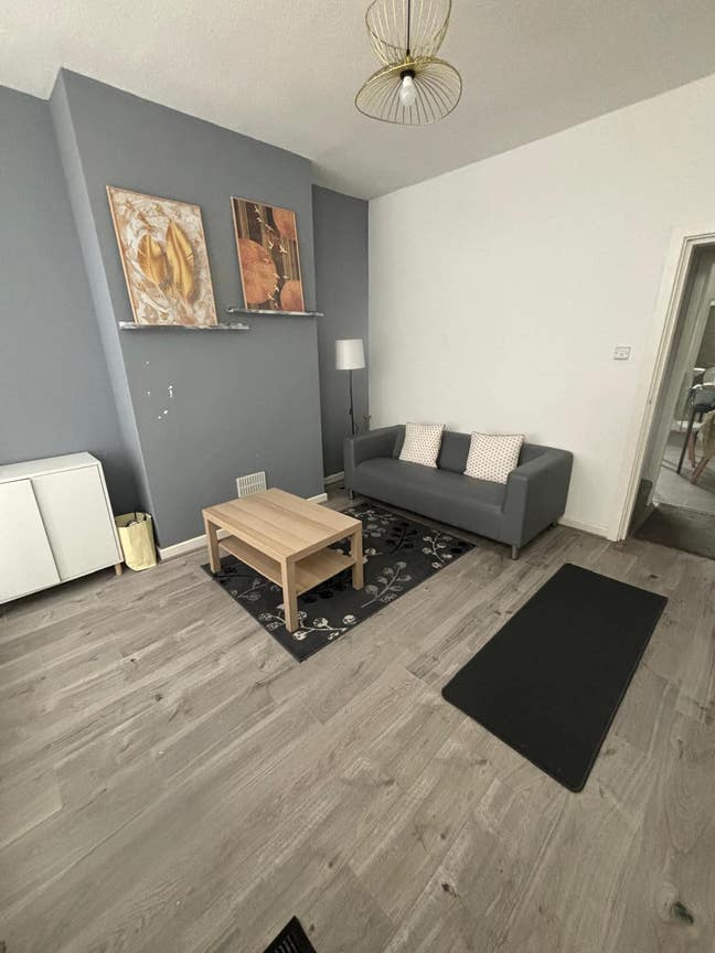 Modern 3 bed house in NG7 near City Center and Uni Main Photo