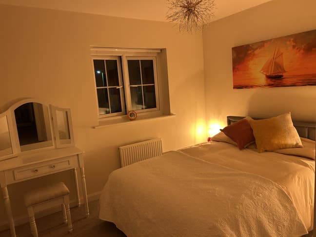 Spacious Double room in furnished house Main Photo