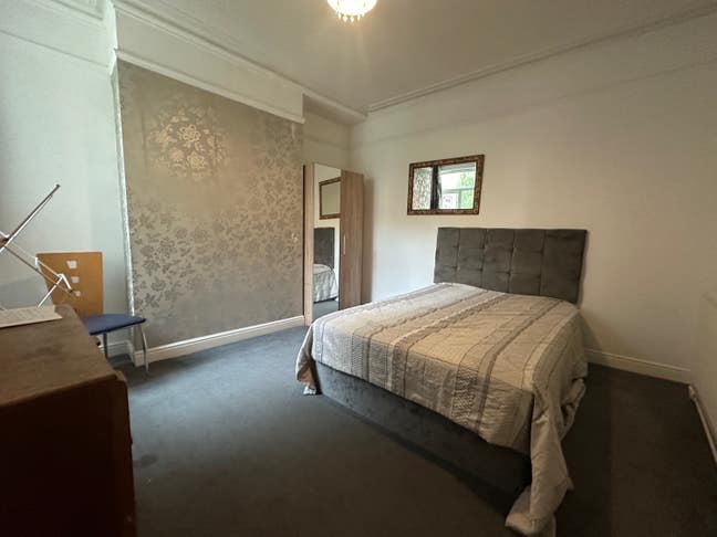 Manor Road Double Room Main Photo