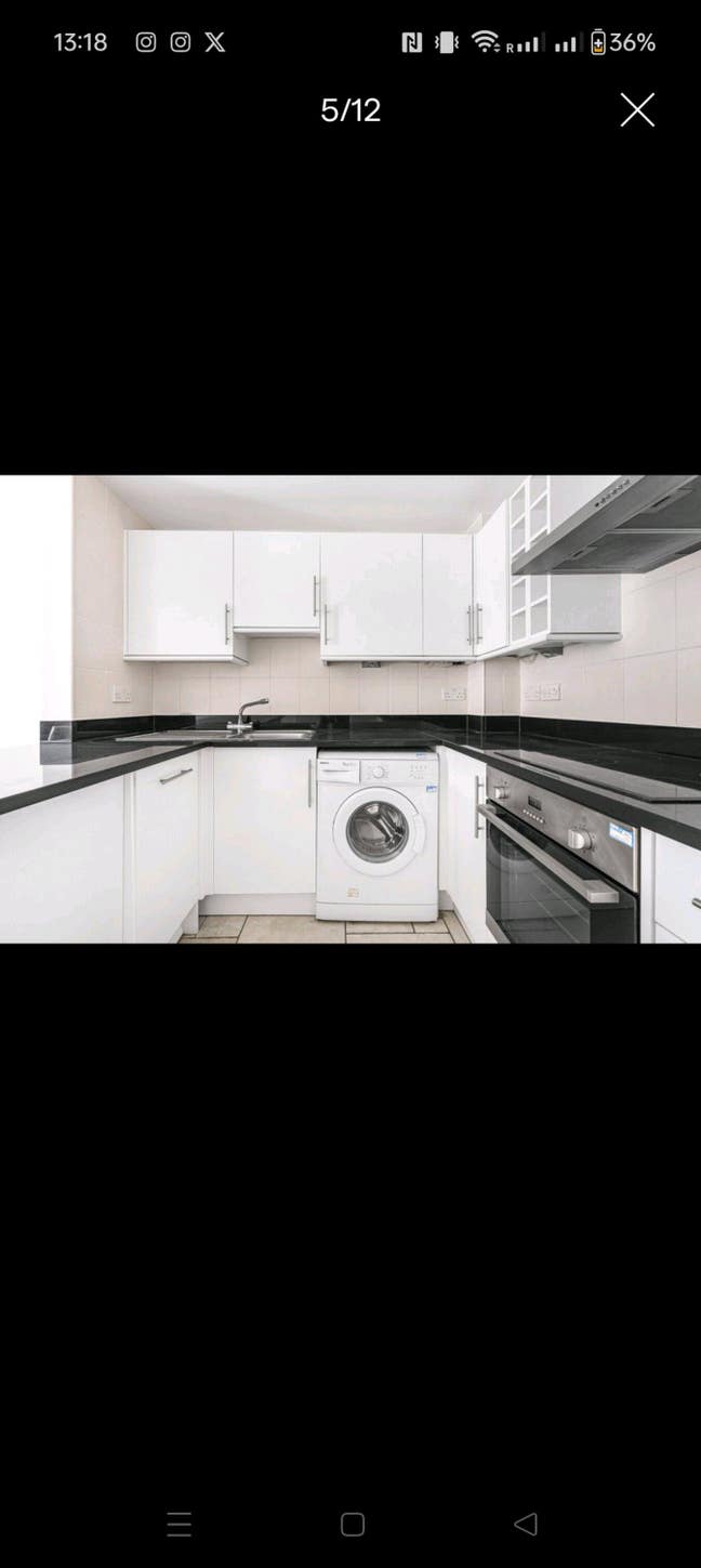 Double Bedroom  Main Photo
