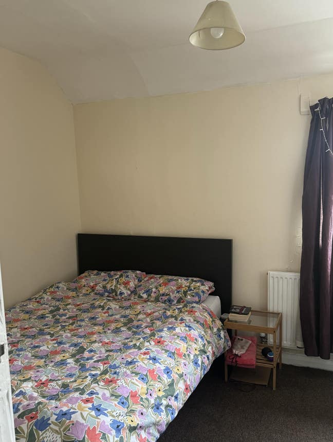 Short Term Let available in friendly house Main Photo