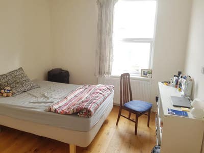 Double Room available - 15 August - Shooters Hill Main Photo