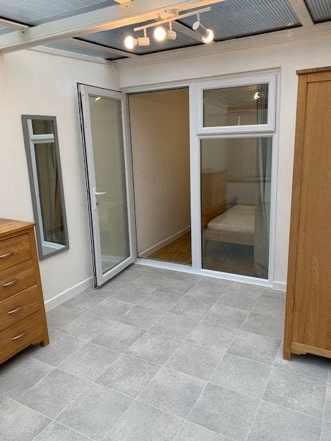 A great room with your own conservatory Main Photo