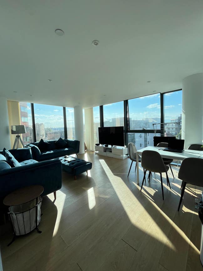 Ensuite Room in 2 Bed Flat - All Bills Included Main Photo