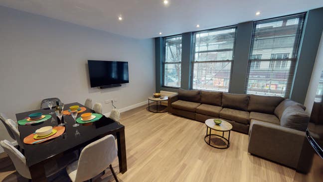 Rooms available in 8 bed Gloucester Road Property! Main Photo