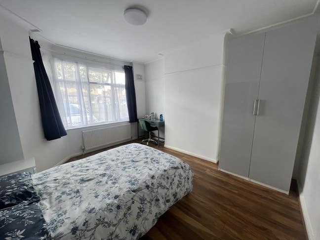 Hendon Room Near Uni – Bills Included Main Photo