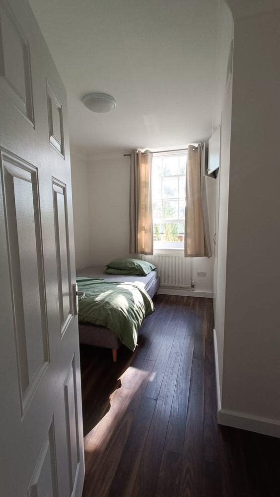 Looking for a Flatmate – Double Room with Double B Main Photo