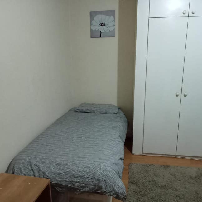 Sharing room to rent Main Photo