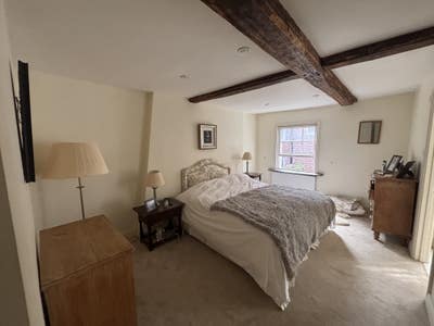 Superking & Ensuite room in town house.House share Main Photo