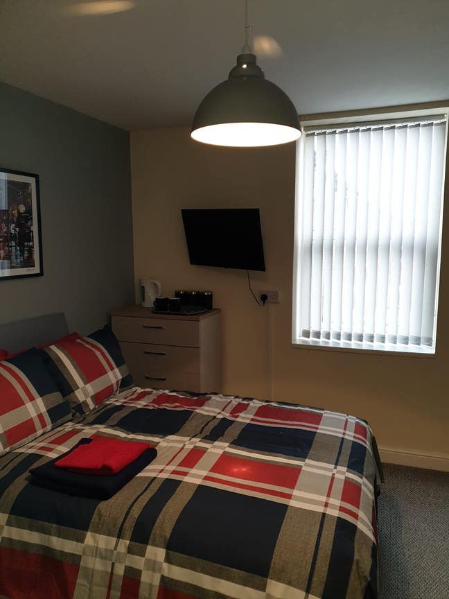 1 Modern En Suite Room in Aintree! Ready 14/09/25! Main Photo