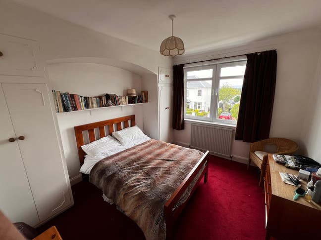 Homeshare Bedroom available in Burnside Main Photo