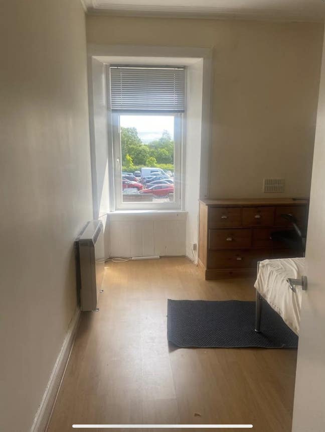 Double Bedroom Available in 4 bed Flat Main Photo
