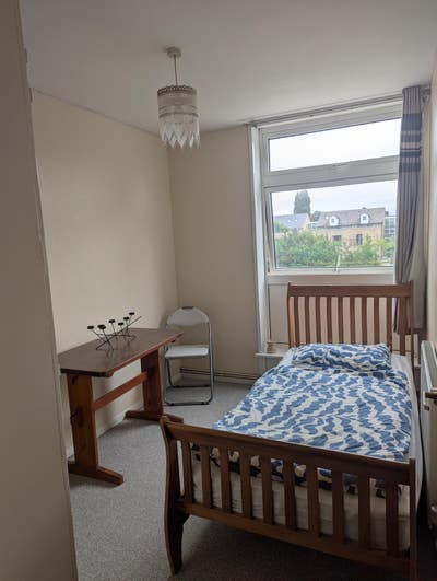  Single  Furnished  Room  (FEMALES  preferred) Main Photo