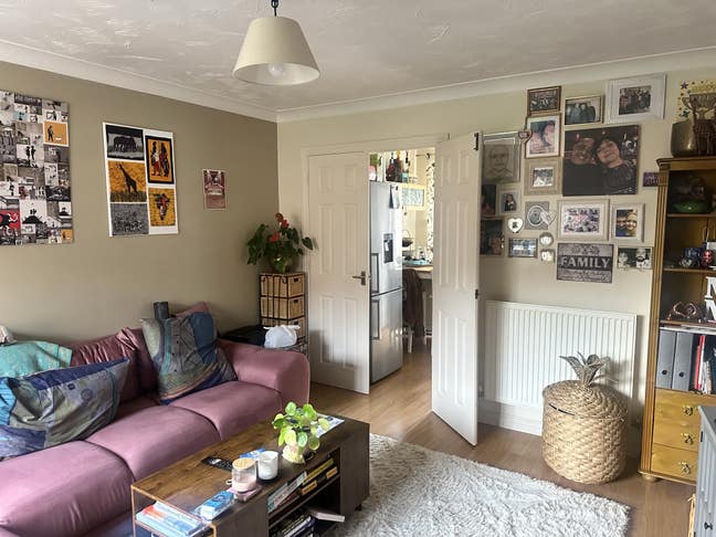 Room for rent  Main Photo