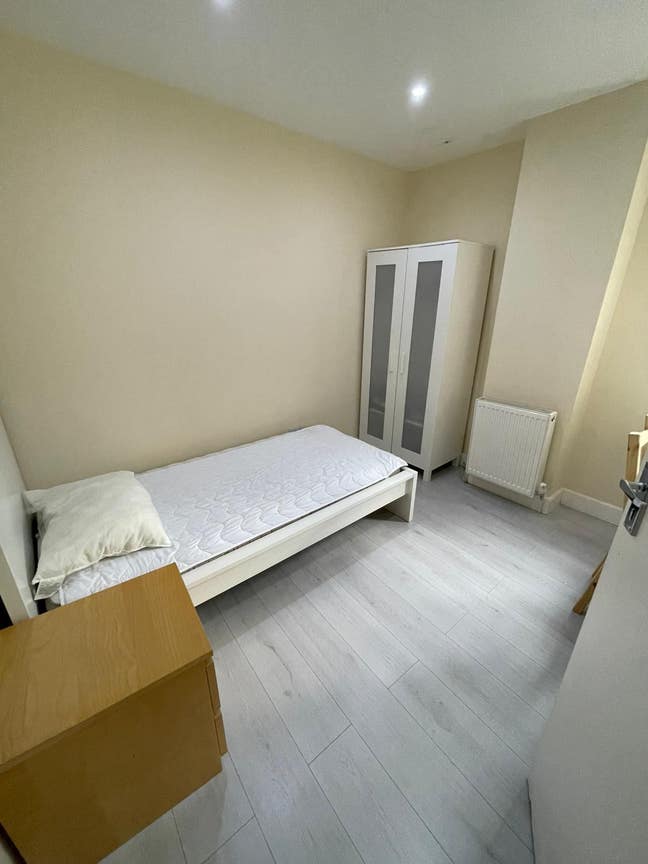 Single Room | 6min Walk from Finsbury Park Station Main Photo