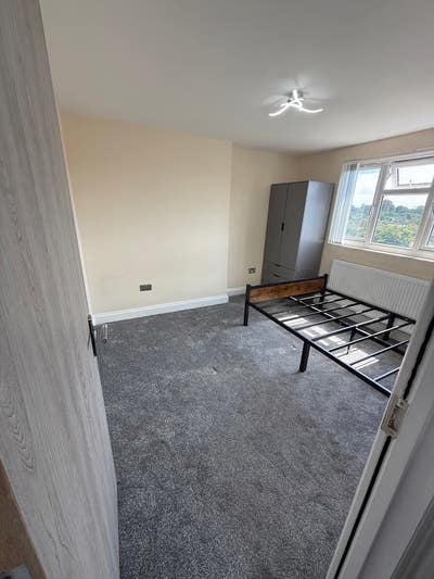 Double Room To Let IN CR7 6DN For £800 Main Photo