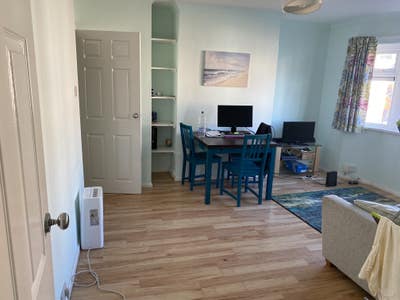 One room available in a Flat Main Photo