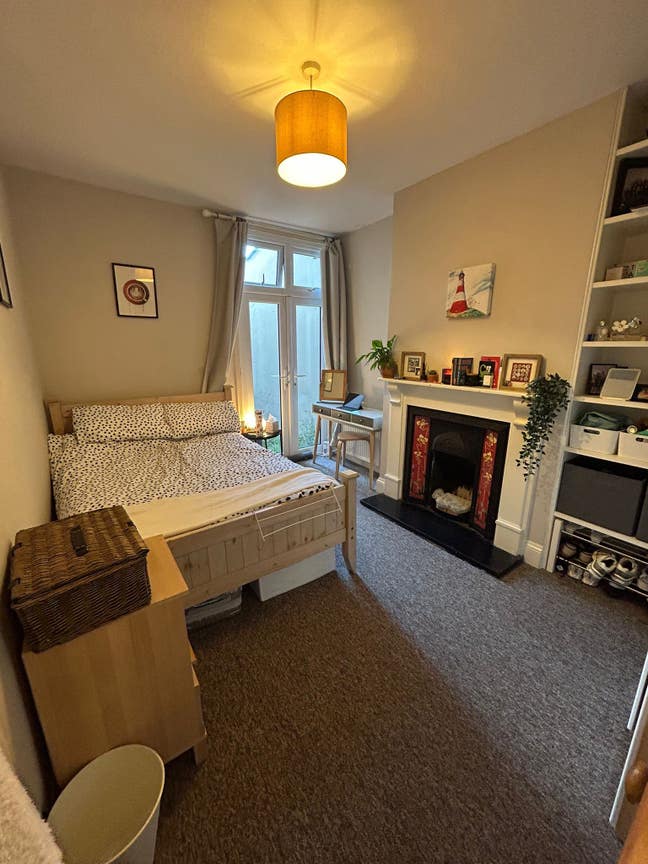 Double Room in Friendly House Share Main Photo