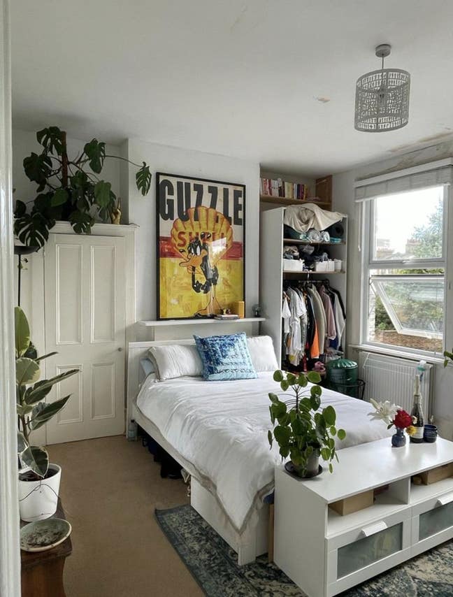 Large double room in lovely Stoke Newington house! Main Photo