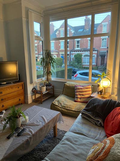 28 Methley Drive - one room available  Main Photo